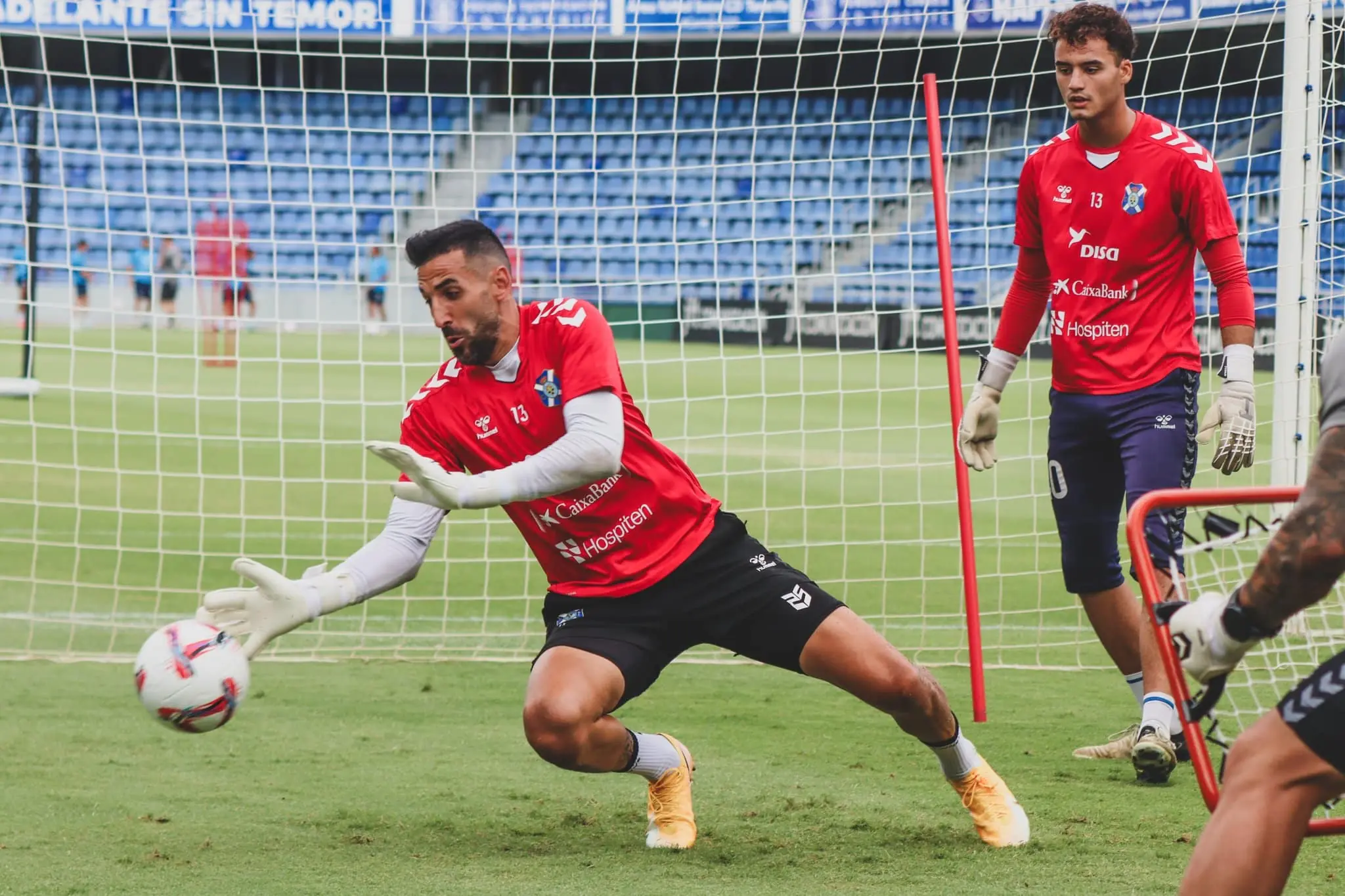 Sergio Aragoneses Tomeu Nadal CD Tenerife Villarreal CF mercado de fichajes