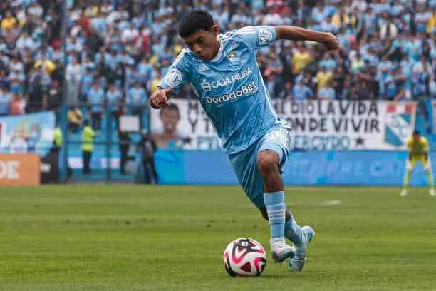 Mercado de fichajes Sevilla FC, Maxloren Castro
