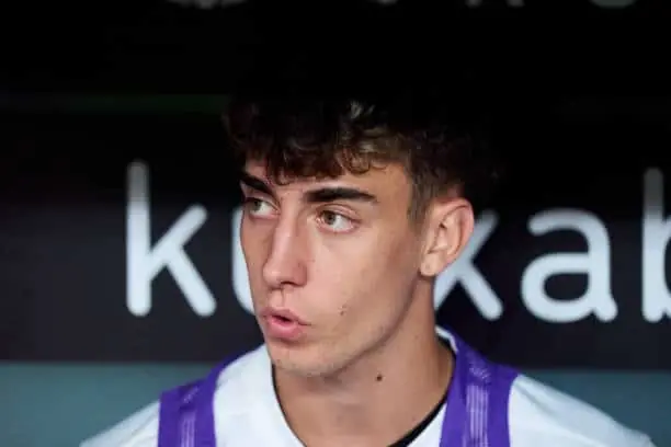 fichajes valencia, valencia cf, valencia cf fichajes, Iker Córdoba, mercado de fichajes