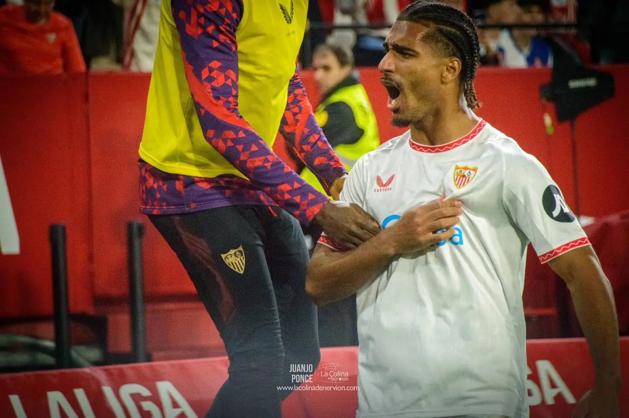 MERCADO DE FICHAJES SEVILLA FC | LOIC BADÉ