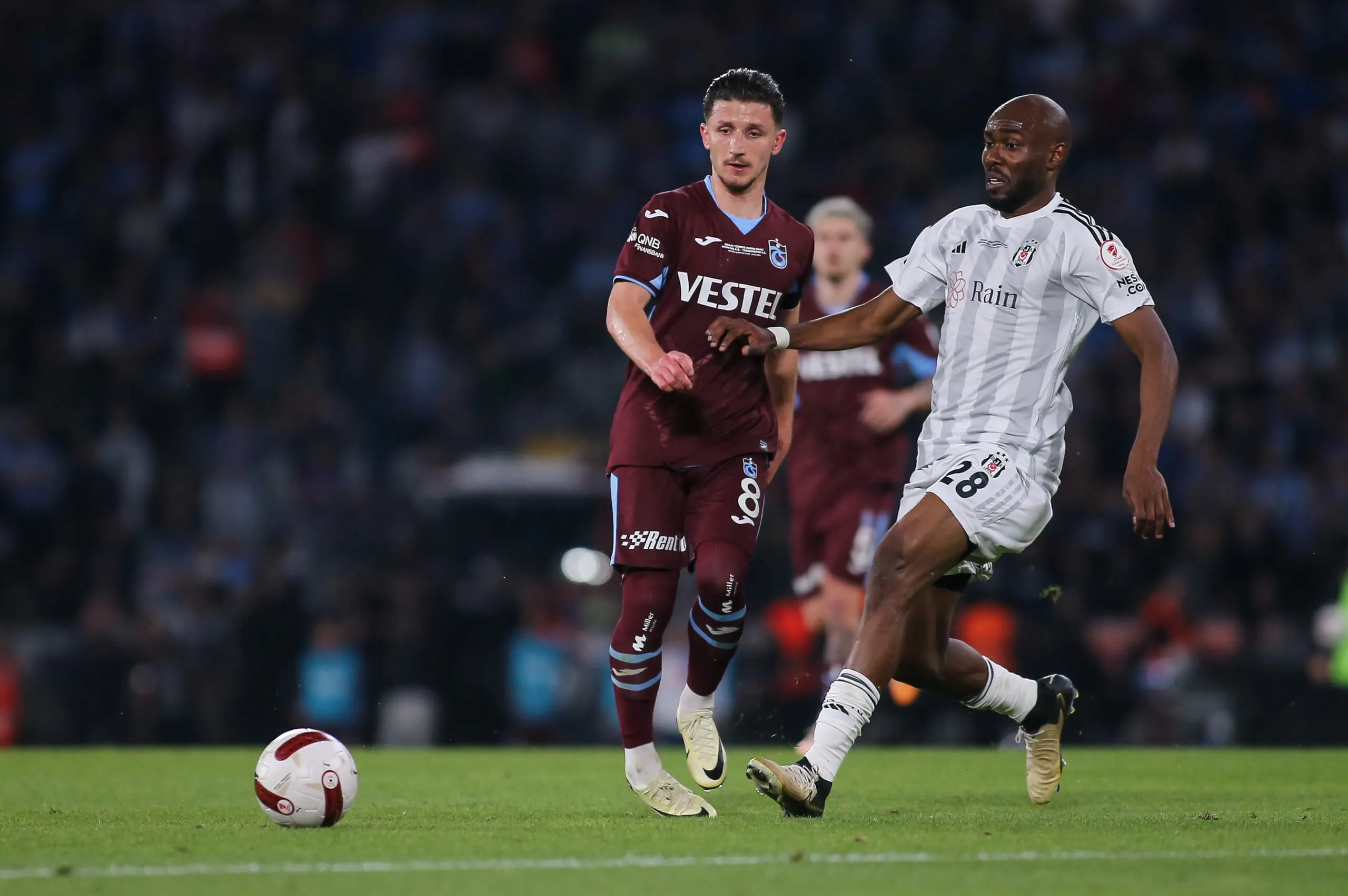 MERCADO DE FICHAJES REAL VALLADOLID CLUB DE FÚTBOL | ENIS BARDHI