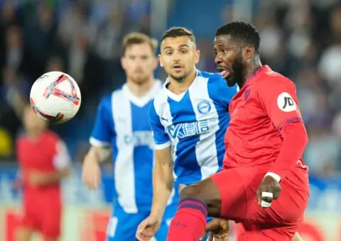 Cordón intenta colocar a Iheanacho
