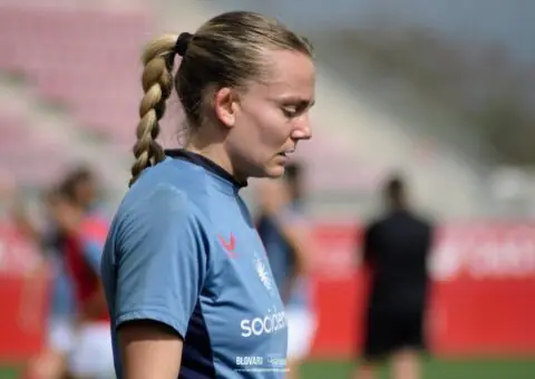 Sullastres: «Me gustaría seguir en el Sevilla FC»