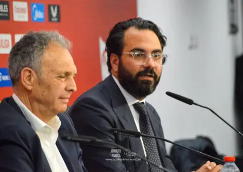 El Sevilla FC, cerca de cerrar al sustituto de Víctor Orta