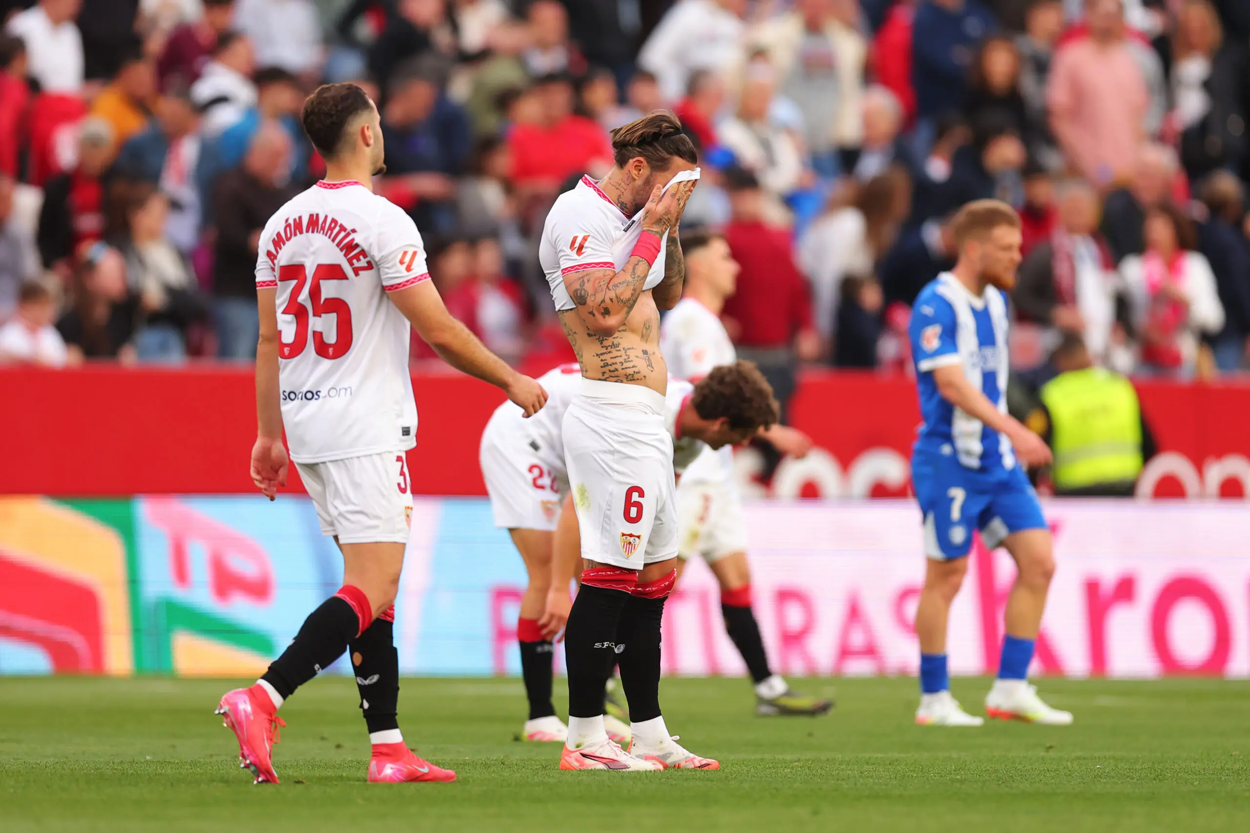 sevilla fc noticias nemanja gudelj
