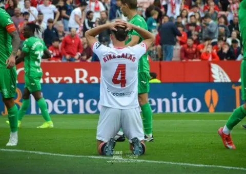 García Plaza tiene razón: casi un partido más en las piernas de los sevillistas