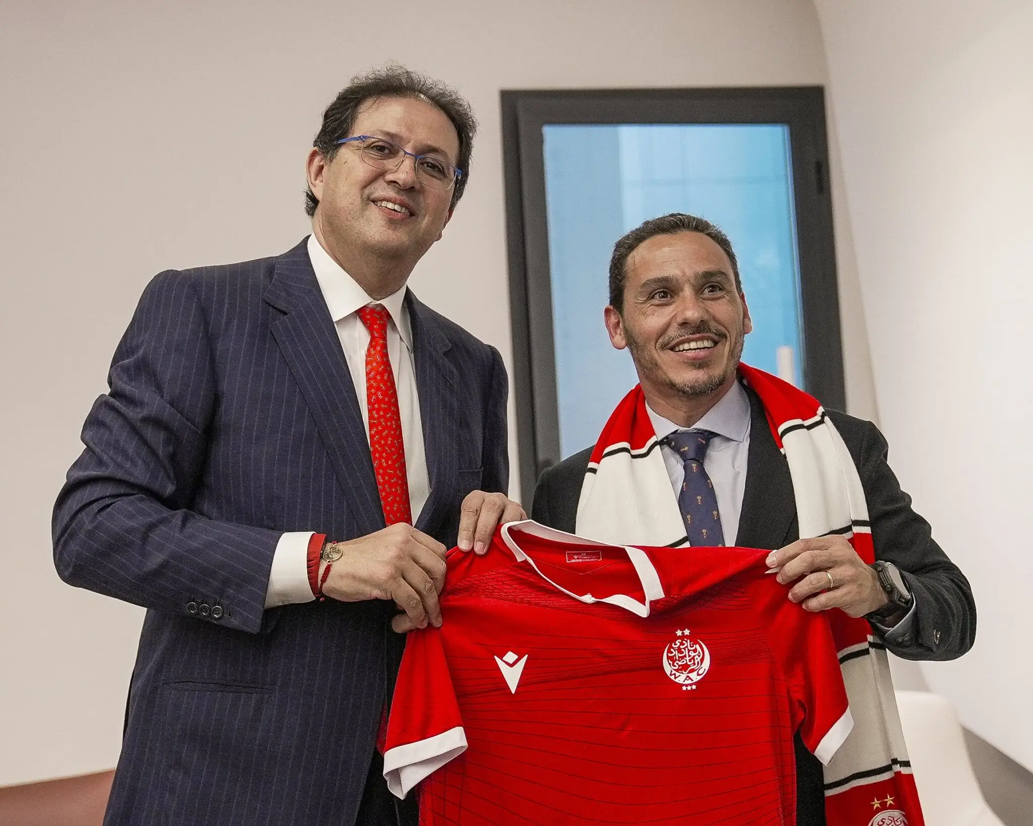 Del Nido Carrasco, junto al presidente del Wydad AC