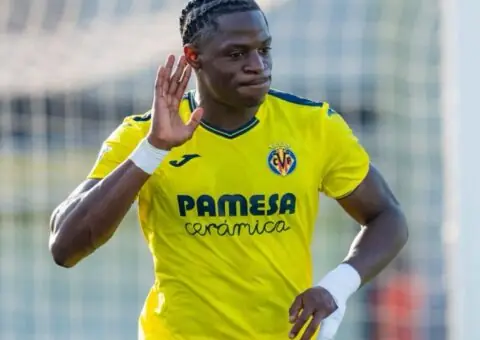 El Villarreal se anticipa por su delantero