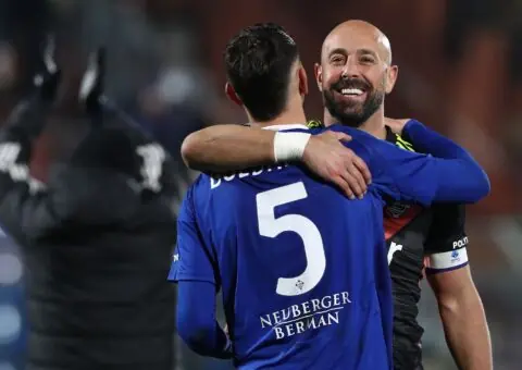 Sí, Pepe Reina puede volver