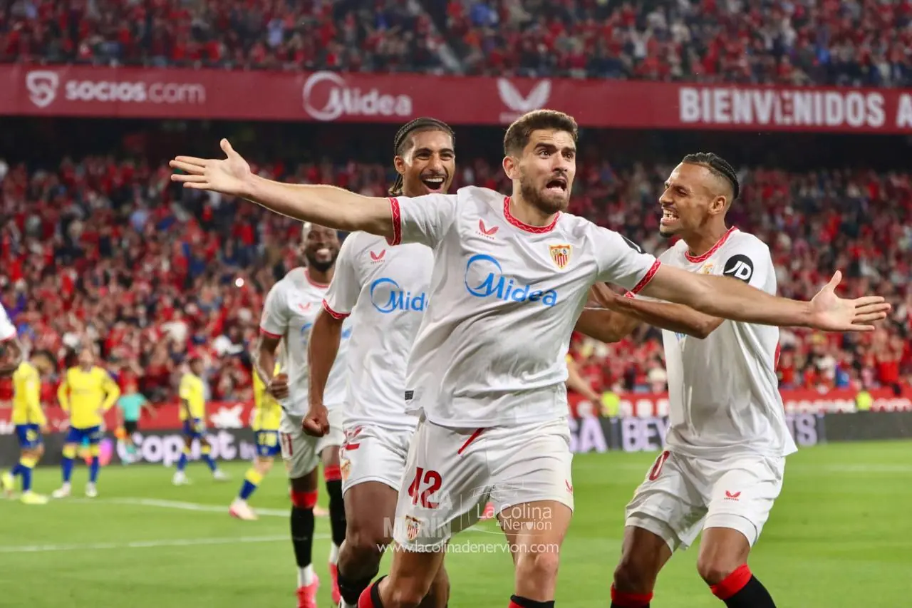 sevilla fc fichajes, garcía pascual álvaro