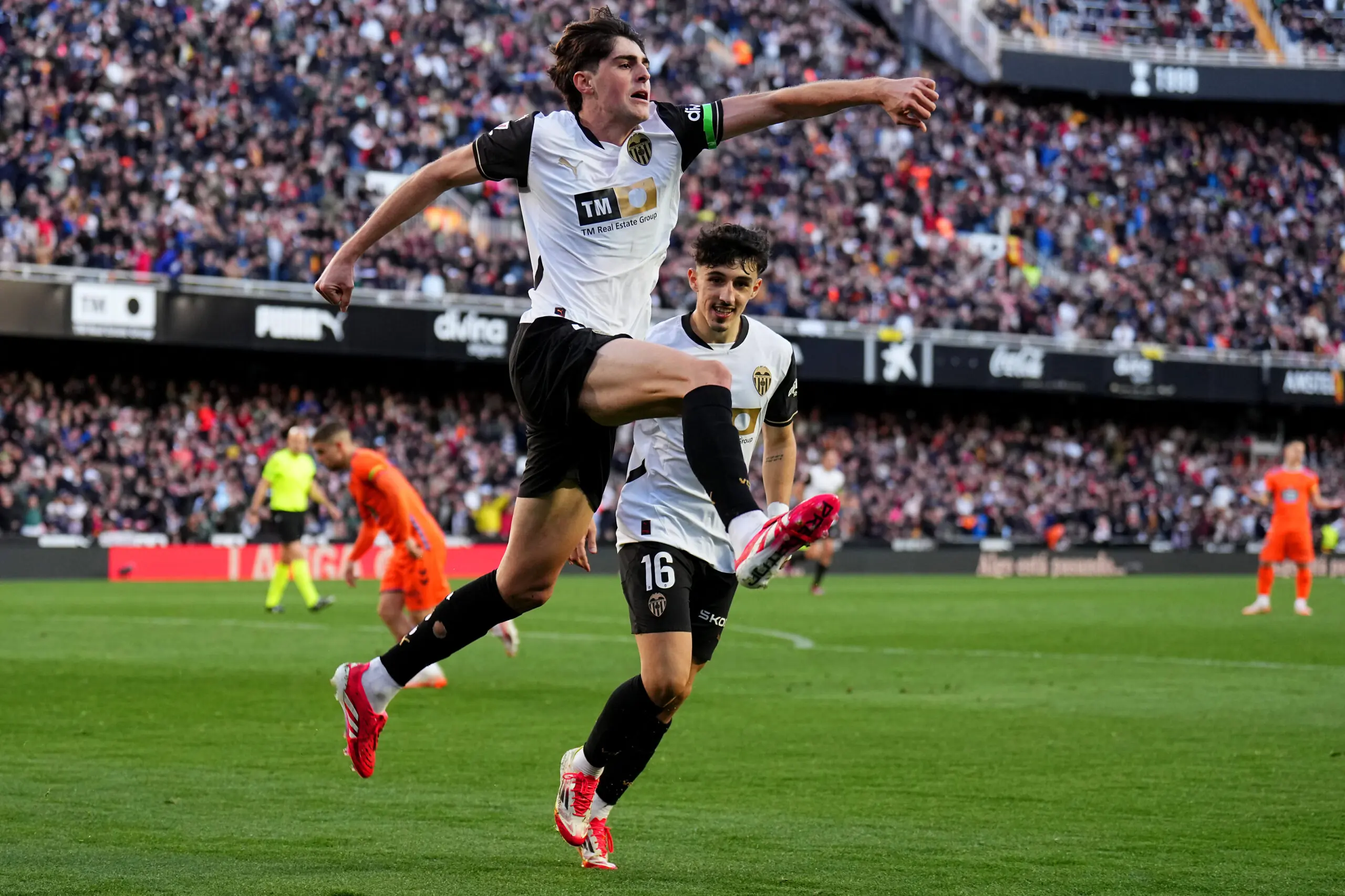 fichajes Valencia, Valencia CF, Valencia CF fichajes, Javi Guerra, mercado de fichajes