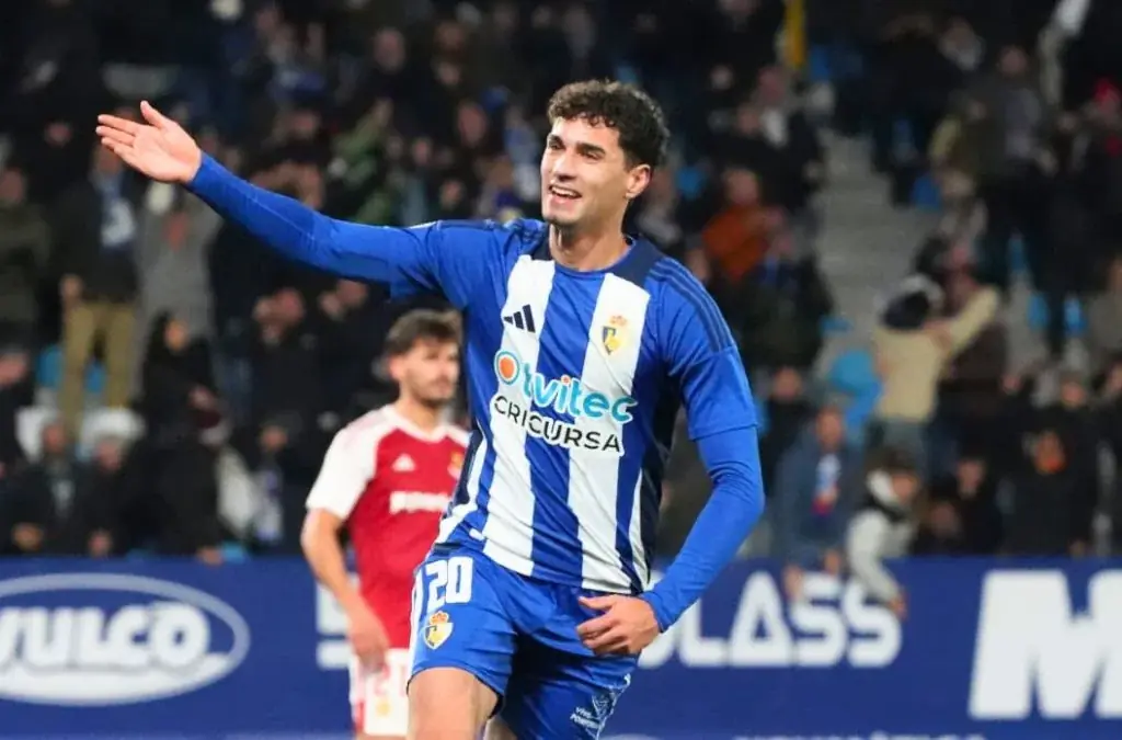 Lluvia de ofertas por Álex Costa: más de diez clubes pelean por su cesión