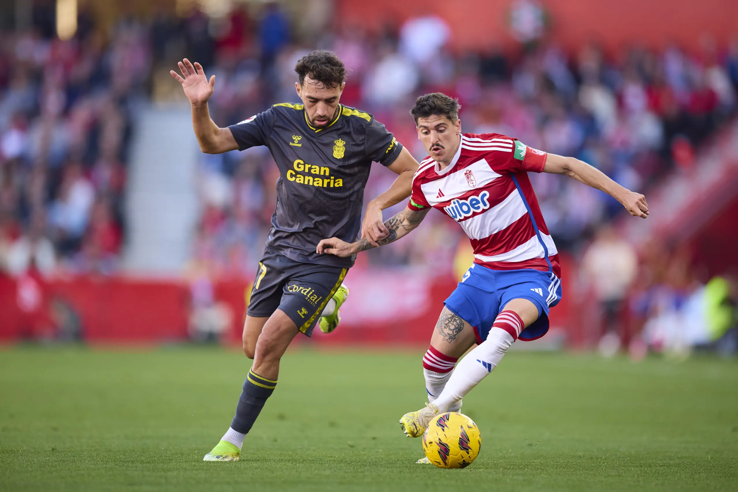 MERCADO DE FICHAJES REAL VALLADOLID CLUB DE FÚTBOL | CARLOS NEVA