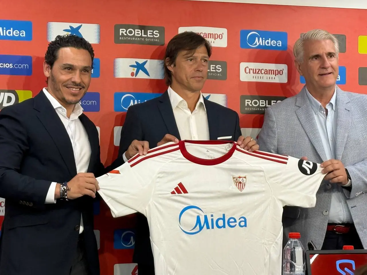 Sevilla FC noticias; Matías Almeyda; Sevilla FC fichajes