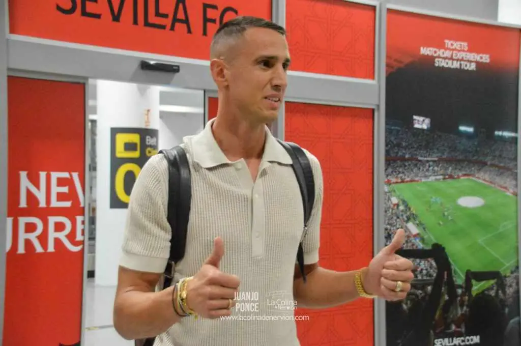 Sevilla FC Fichajes Odysseas Vlachodimos