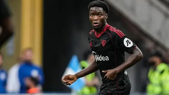 Lucien Agoumé; Sevilla FC noticias; Matías Almeyda; Elche CF; posiciones sevilla fc; fc barcelona