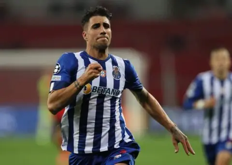 El Sevilla FC ata a Fabio Cardoso
