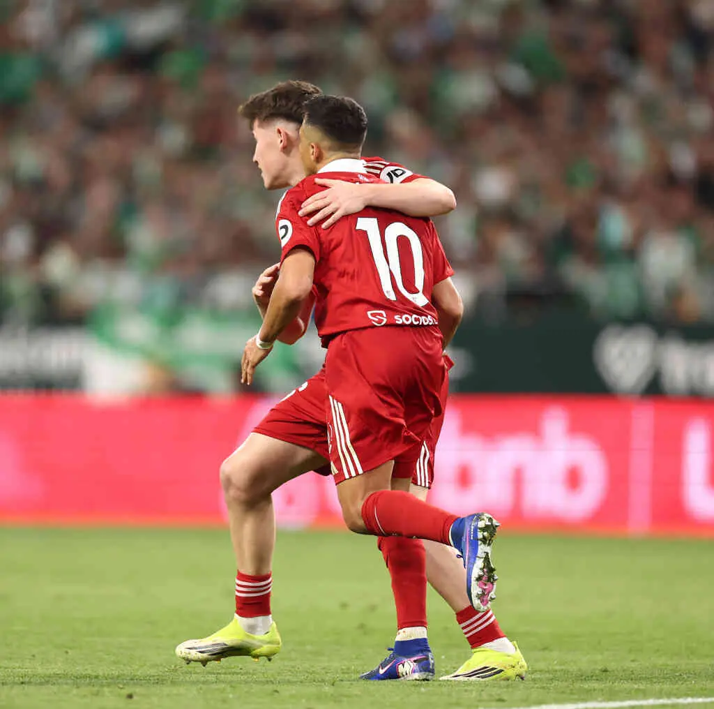 sevilla fc fichajes oso