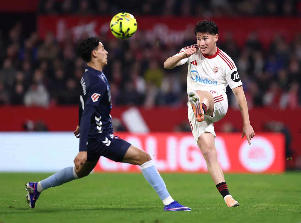 sevilla fc fichajes oso