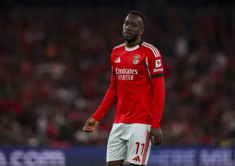 Calvario de Lukébakio con Mourinho: el ex del Sevilla FC, sentenciado